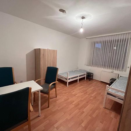 Duisburg Feelhome, Flughafen Nah,3-Schlafzimmer, Dusche Ebenerdig, Zentral, Wifi, Ground Floor Ngoại thất bức ảnh