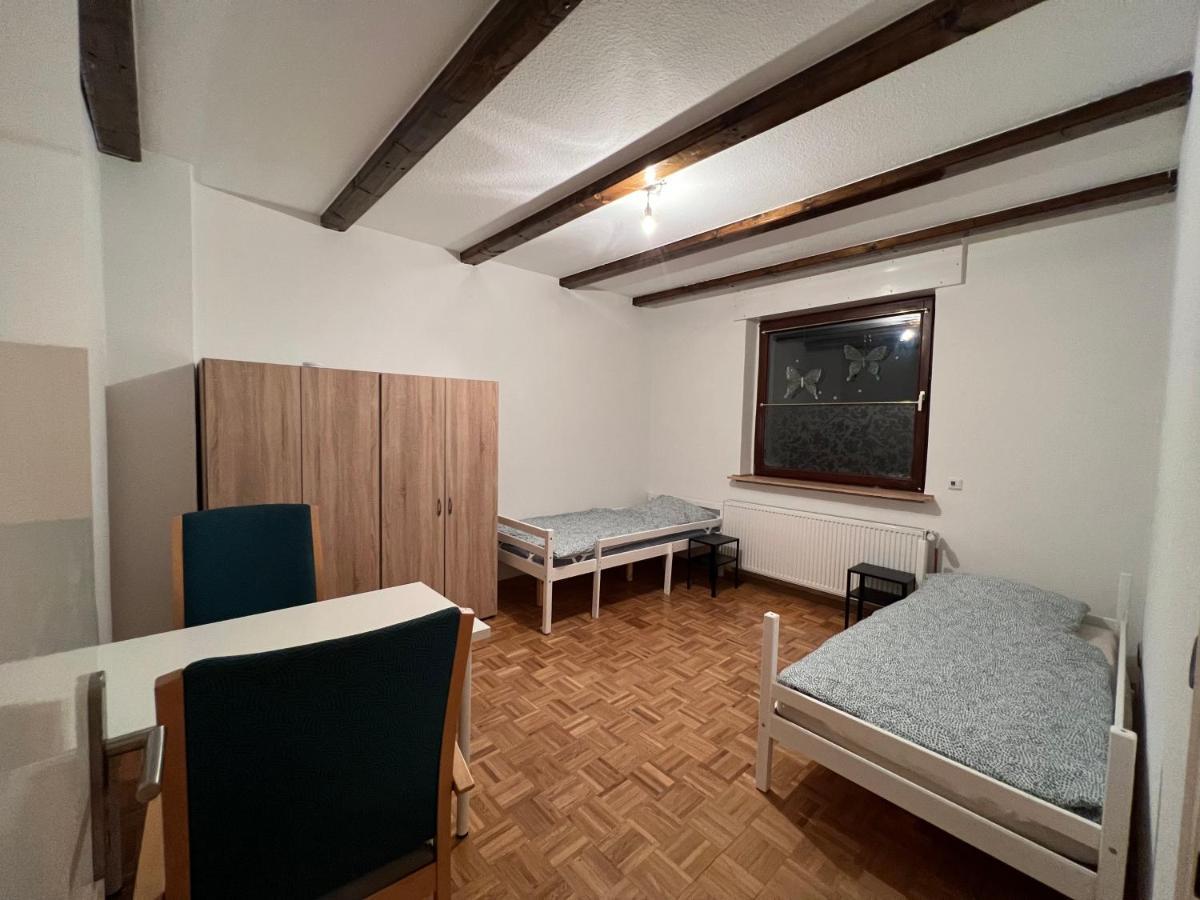 Duisburg Feelhome, Flughafen Nah,3-Schlafzimmer, Dusche Ebenerdig, Zentral, Wifi, Ground Floor Ngoại thất bức ảnh